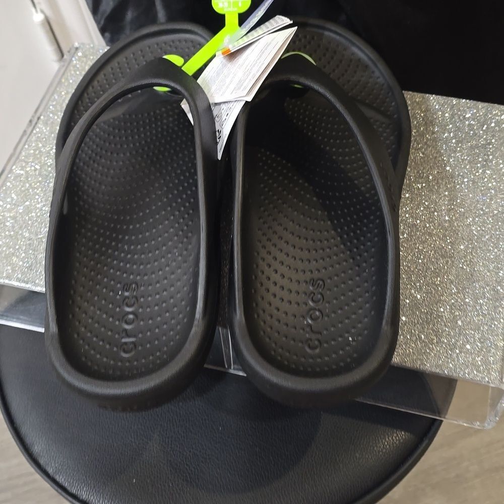 CROCS Mellow Recovery Flip-Flop Sandal- Black - Picture 11 of 11